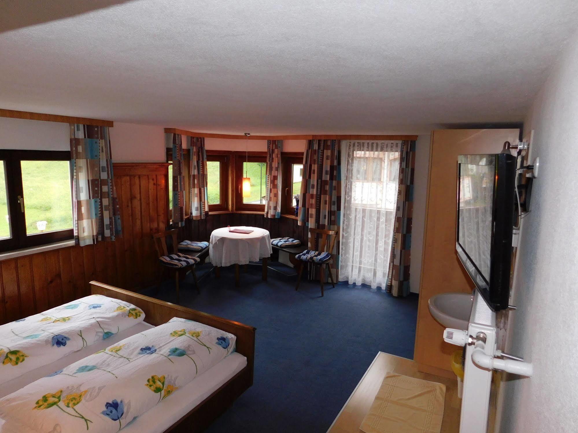 ברוואנג Gaestehaus Zugspitzblick מראה חיצוני תמונה